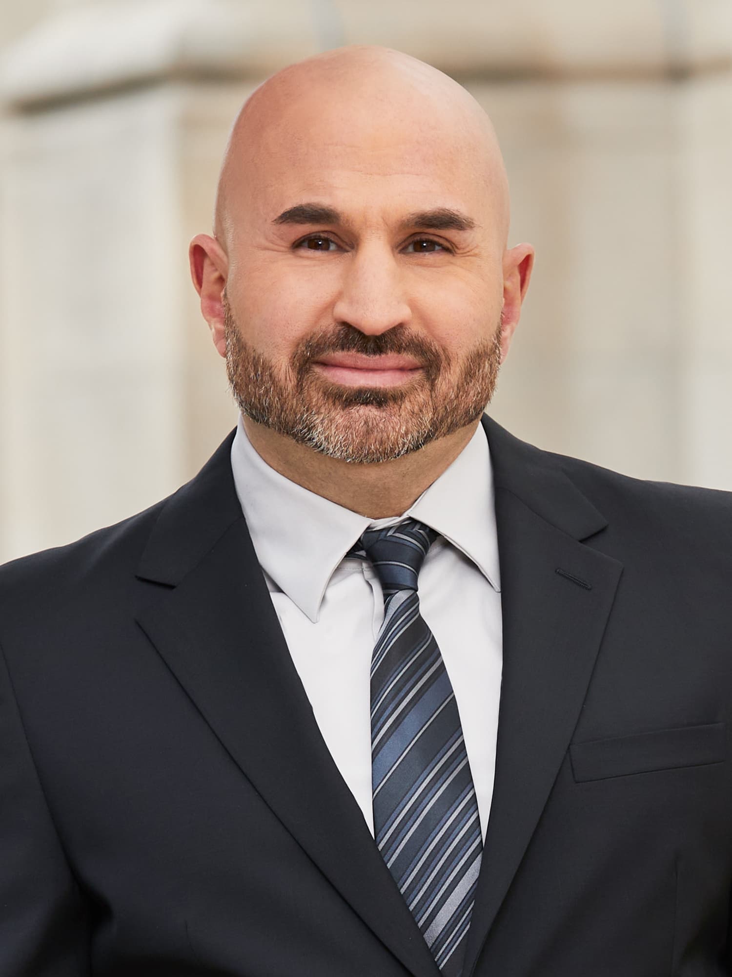 Alexander Meskouris, Developer at Luxury Villa Group DR
